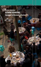 „Dziwne kamienie. Opowieści ze Wschodu i Zachodu”